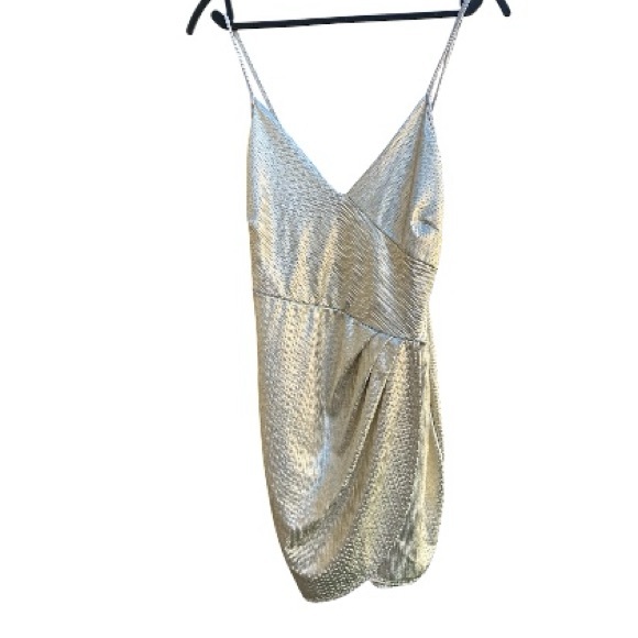 Olive tree metallic gold champagne crinkle cocktail New Years Eve dress size L - Picture 1 of 9